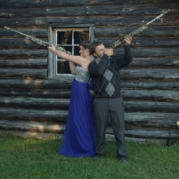 Prom dress - Picture 3 of 3